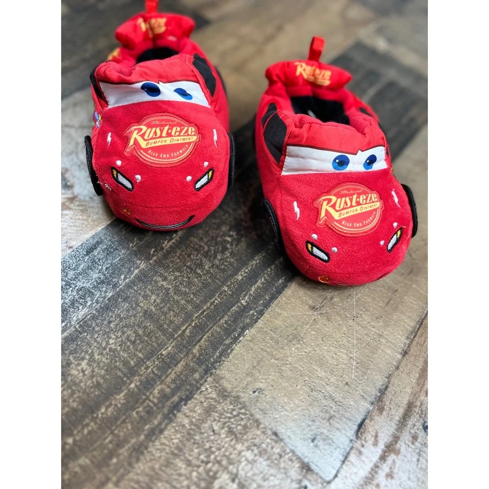 Disney Pixar Cars Lightning McQueen‎ Red Plush Slippers Kids Size 9/10 Rust-eze